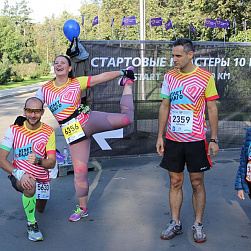 «Атлеты во благо» фонда «Синдром любви» приняли участие в Московском марафоне
